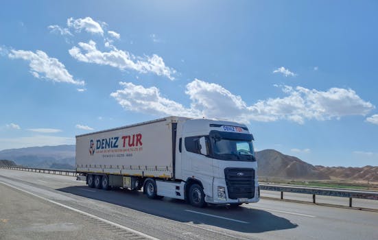 Beyond the Big Rig: Unpacking Semi Truck and Trailer Insurance Like a Pro